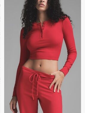 SKIMS Red Long-Sleeve Crop Henley Top
